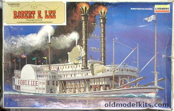 Lindberg 1/163 Robert E. Lee Mississippi Steamboat, 864 plastic model kit